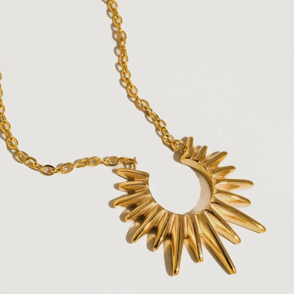 Radiant Gold Spike Sunburst Necklace